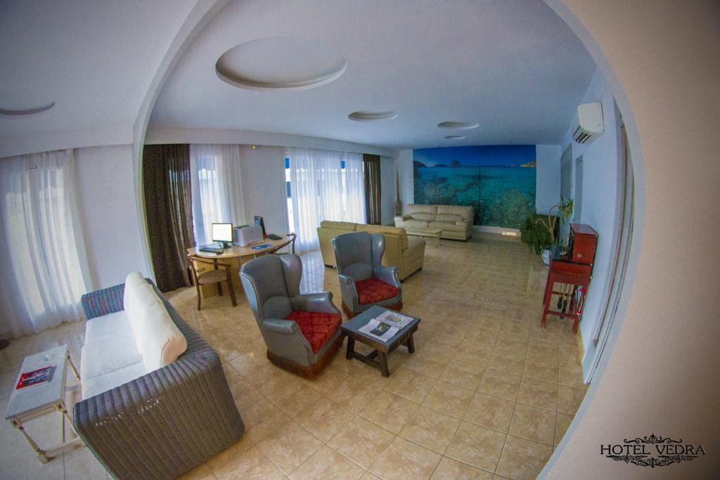 Hotel Vedra San Antonio  Exterior photo